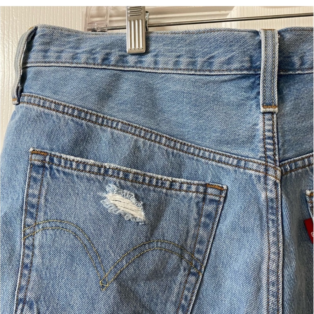 NWT! Levi's Premium 501® High Rise Button Fly Cotton Distressed Shorts Size 33” - Picture 10 of 16